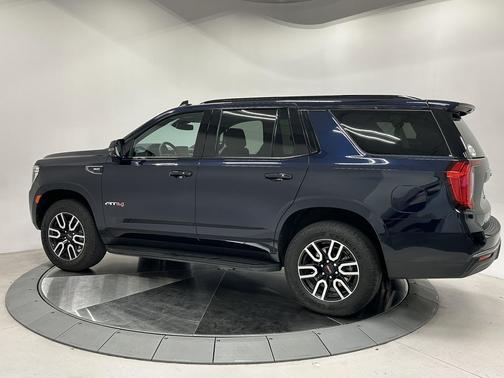2024 GMC Yukon 4WD AT4