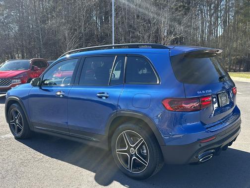 2025 Mercedes-Benz GLB 250 Base