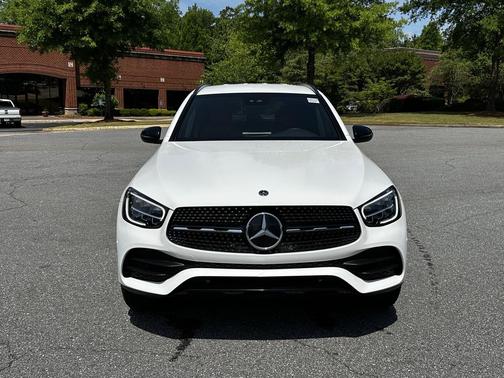 White 2022 Mercedes-Benz GLC 300 Base