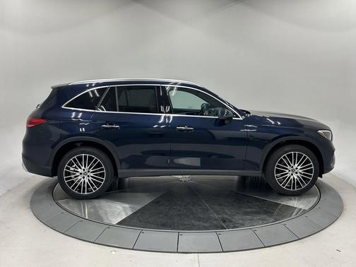 2024 Mercedes-Benz GLC 300 Base