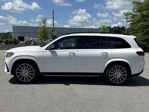 2025 Mercedes-Benz GLS 580 4MATIC