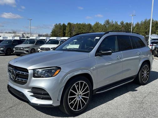 Silver 2023 Mercedes-Benz GLS 580 4MATIC