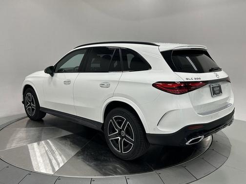 2026 Mercedes-Benz GLC 300 Base