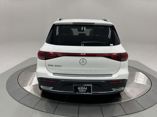 2023 Mercedes-Benz EQB 250 Base