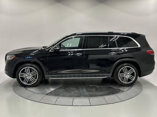 2023 Mercedes-Benz GLS 450 4MATIC