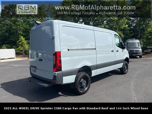 2025 Mercedes-Benz Sprinter 2500 Standard Roof