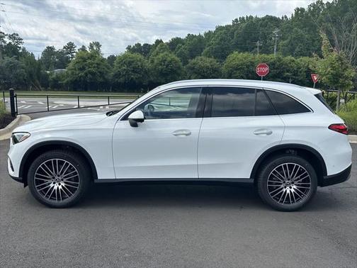 2025 Mercedes-Benz GLC 300 4MATIC