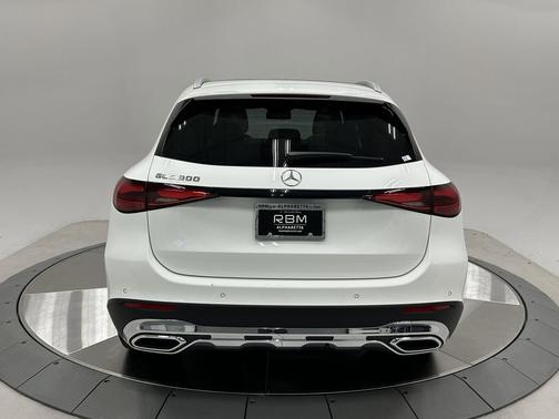 2025 Mercedes-Benz GLC 300 Base