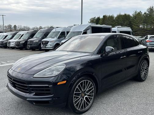 2022 Porsche Cayenne S