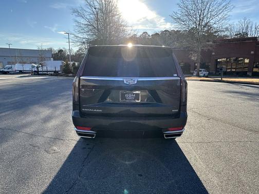 2022 Cadillac Escalade Premium Luxury