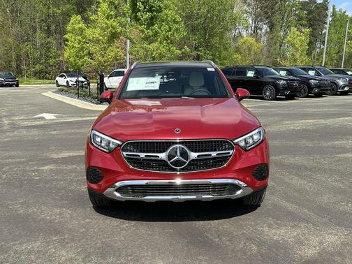 2025 Mercedes-Benz GLC 300 Base