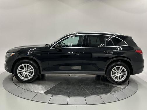 2025 Mercedes-Benz GLC 300 4MATIC