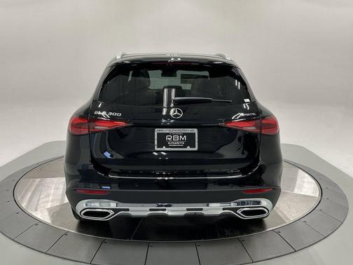 2026 Mercedes-Benz GLC 300 4MATIC