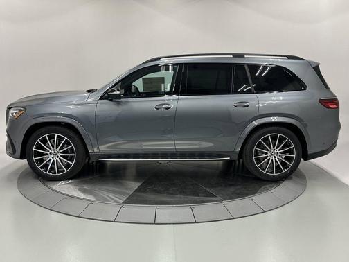 2026 Mercedes-Benz GLS 580 4MATIC