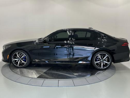 2024 BMW 530 i
