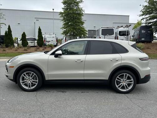 2022 Porsche Cayenne