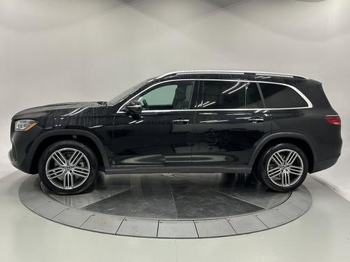 2024 Mercedes-Benz GLS 450 4MATIC