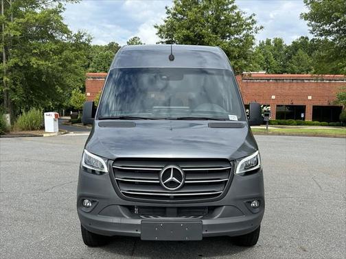 2024 Mercedes-Benz Sprinter 2500 Standard Roof