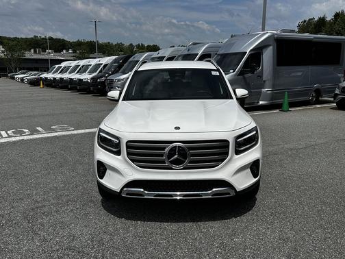 White 2025 Mercedes-Benz GLB 250 4MATIC