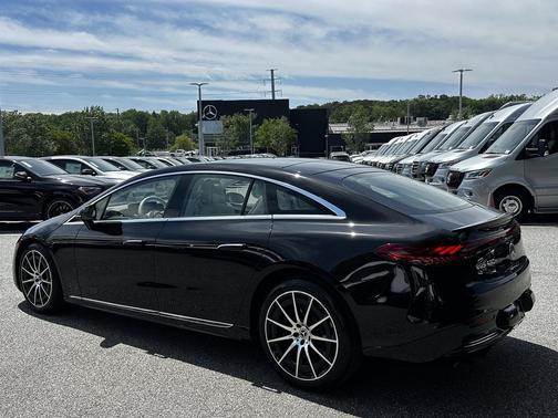 Black 2023 Mercedes-Benz EQS 450 4MATIC