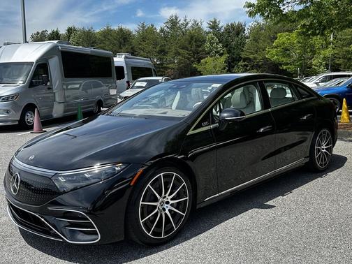 Black 2023 Mercedes-Benz EQS 450 4MATIC