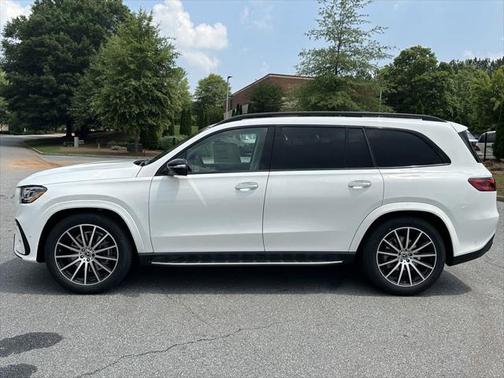 2025 Mercedes-Benz GLS 580 4MATIC