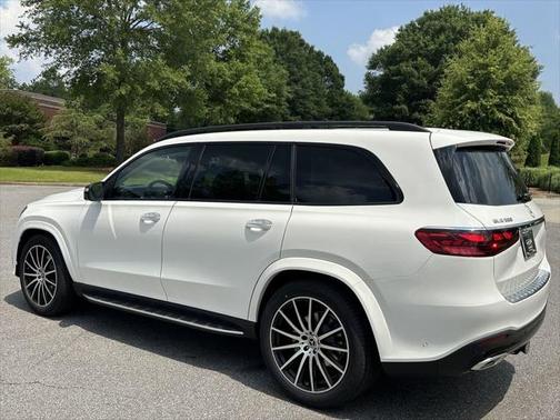 2025 Mercedes-Benz GLS 580 4MATIC