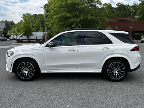 White 2022 Mercedes-Benz GLE 350 Base