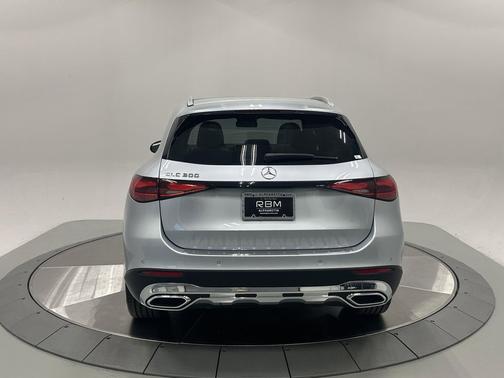 2023 Mercedes-Benz GLC 300 Base