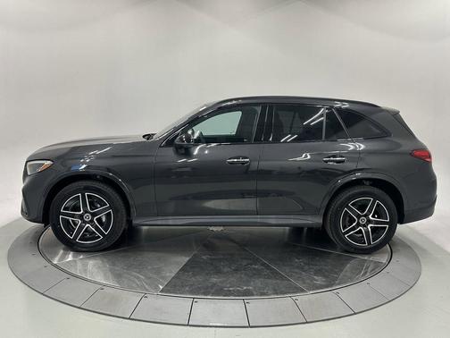 2026 Mercedes-Benz GLC 300 4MATIC