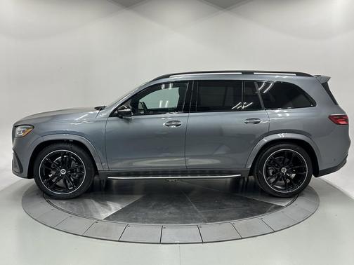 2024 Mercedes-Benz GLS 450 4MATIC