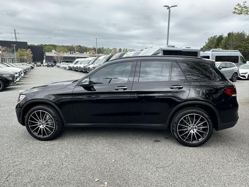 Black 2022 Mercedes-Benz GLC 300 Base