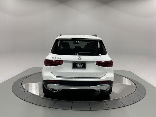 2025 Mercedes-Benz GLB 250 Base