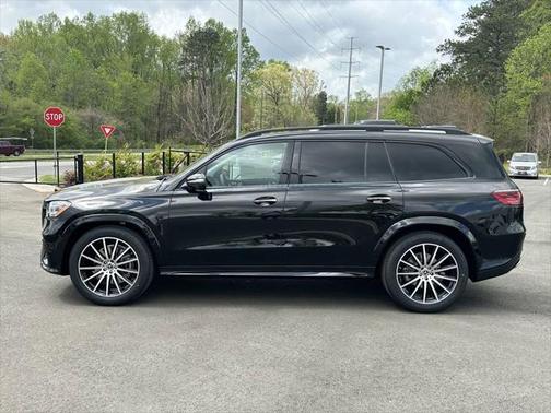 2025 Mercedes-Benz GLS 450 4MATIC