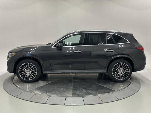2026 Mercedes-Benz GLC 300 Base