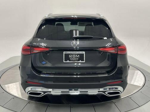 2026 Mercedes-Benz GLC 300 Base