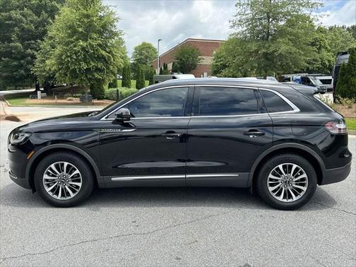 2021 Lincoln Nautilus Standard