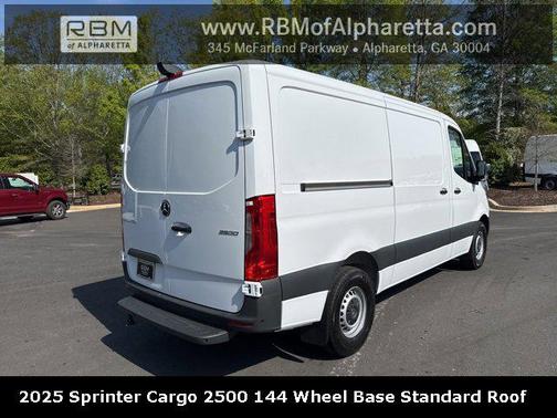 2025 Mercedes-Benz Sprinter 2500 Standard Roof