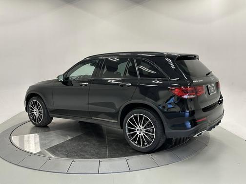 2022 Mercedes-Benz GLC 300 Base