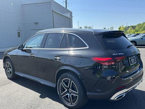 2025 Mercedes-Benz GLC 350e Base