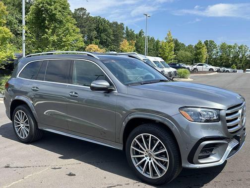 2025 Mercedes-Benz GLS 450 4MATIC