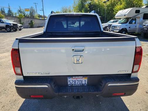 2017 Honda Ridgeline RTL-E