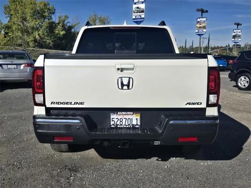2017 Honda Ridgeline RTL-E