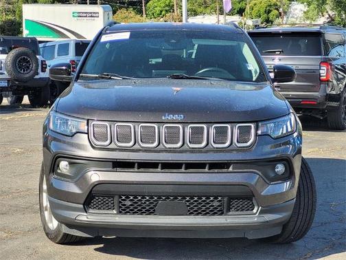 2022 Jeep Compass LATITUDE LUX