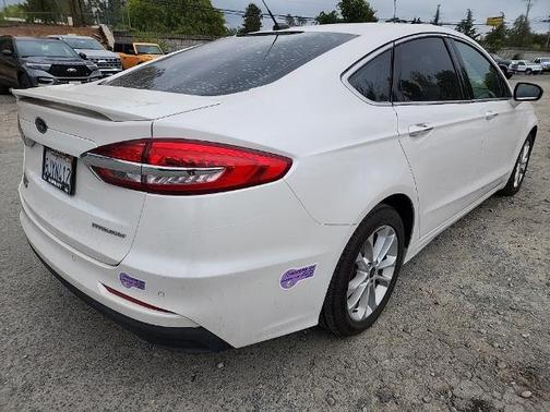 2019 Ford Fusion Energi TITANIUM