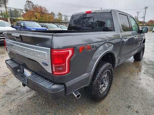 2017 Ford F-150 PLATINUM