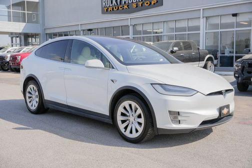 Pearl White Multi 2021 Tesla Model X Long Range