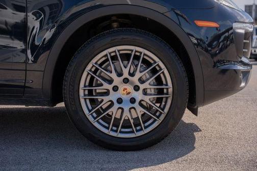 2016 Porsche Cayenne S