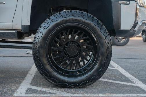 2024 GMC Sierra 2500 Denali