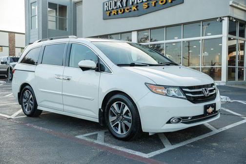 2016 Honda Odyssey TOURING/LOW MILES/8-PASSENGER